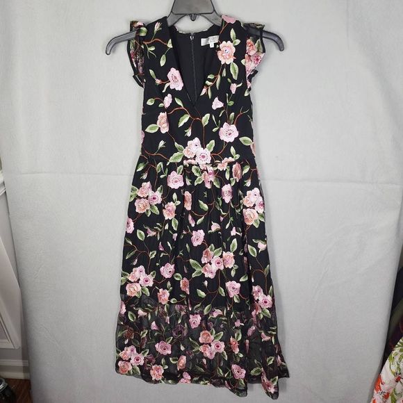 Crosby Womens Dress Midi Black Embroidered Floral Mollie Burch- Size 4 - Picture 1 of 13
